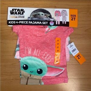 Kid’s Girl’s (2T) Star Wars The Mandalorian 4 Piece Pajama Set. New.